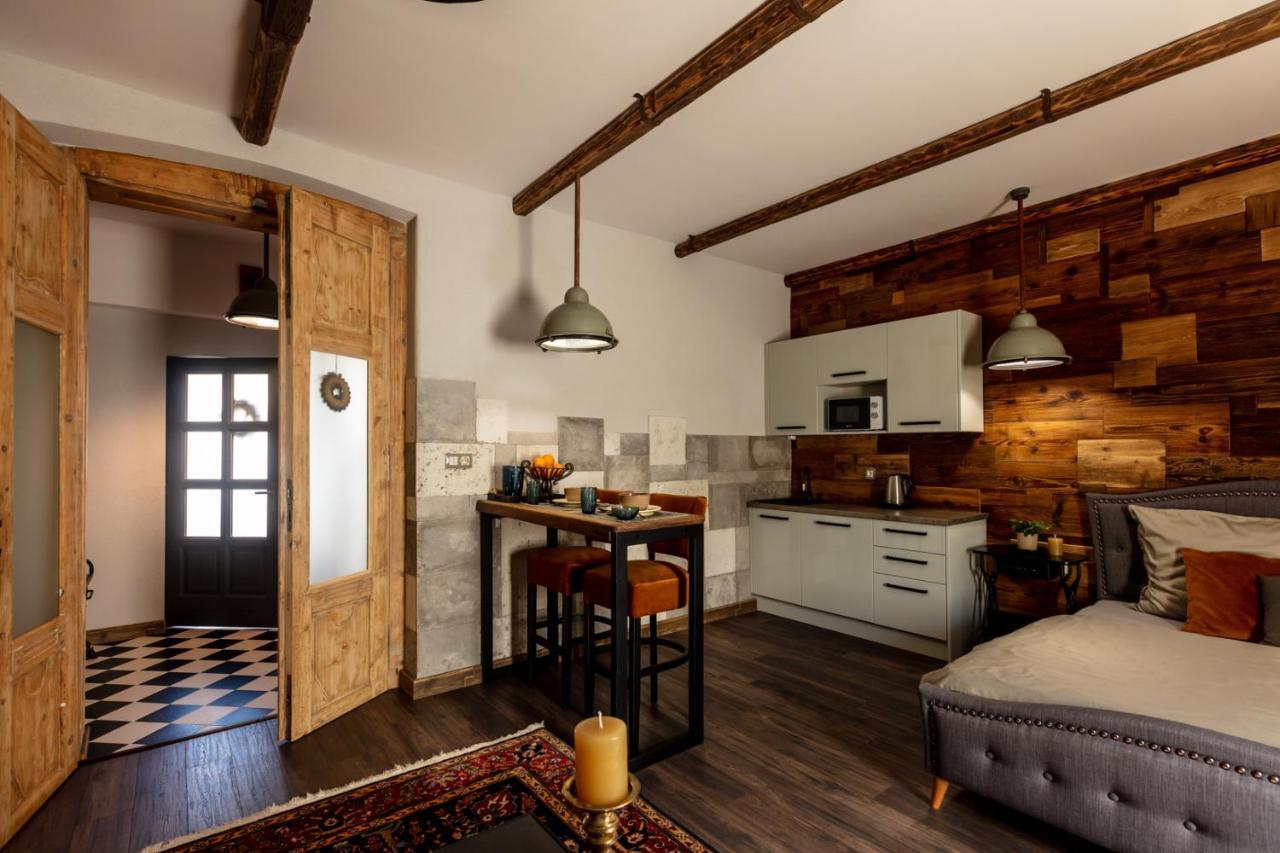 Bab-Lak Apartman Кишварда Экстерьер фото