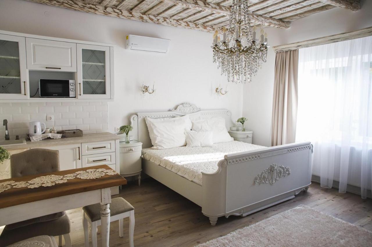 Bab-Lak Apartman Кишварда Экстерьер фото
