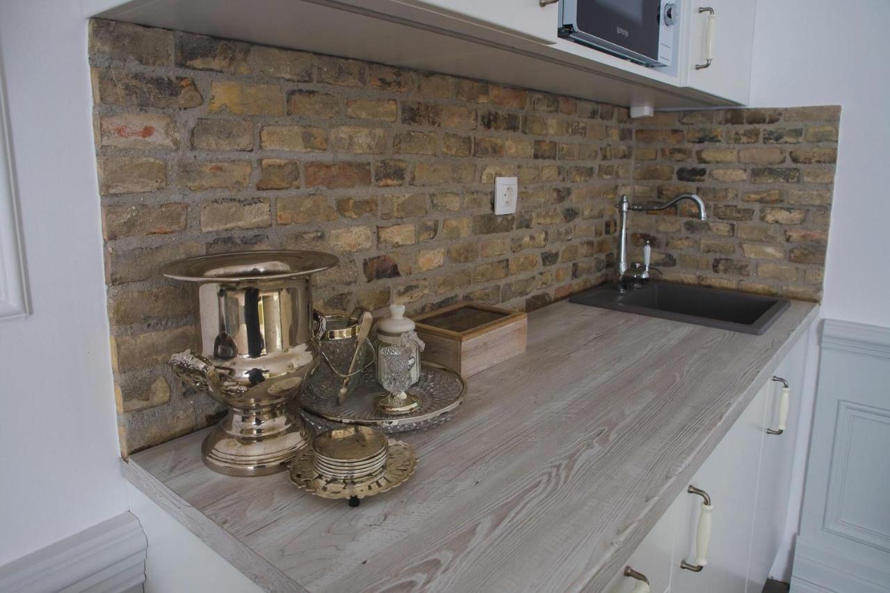 Bab-Lak Apartman Кишварда Экстерьер фото