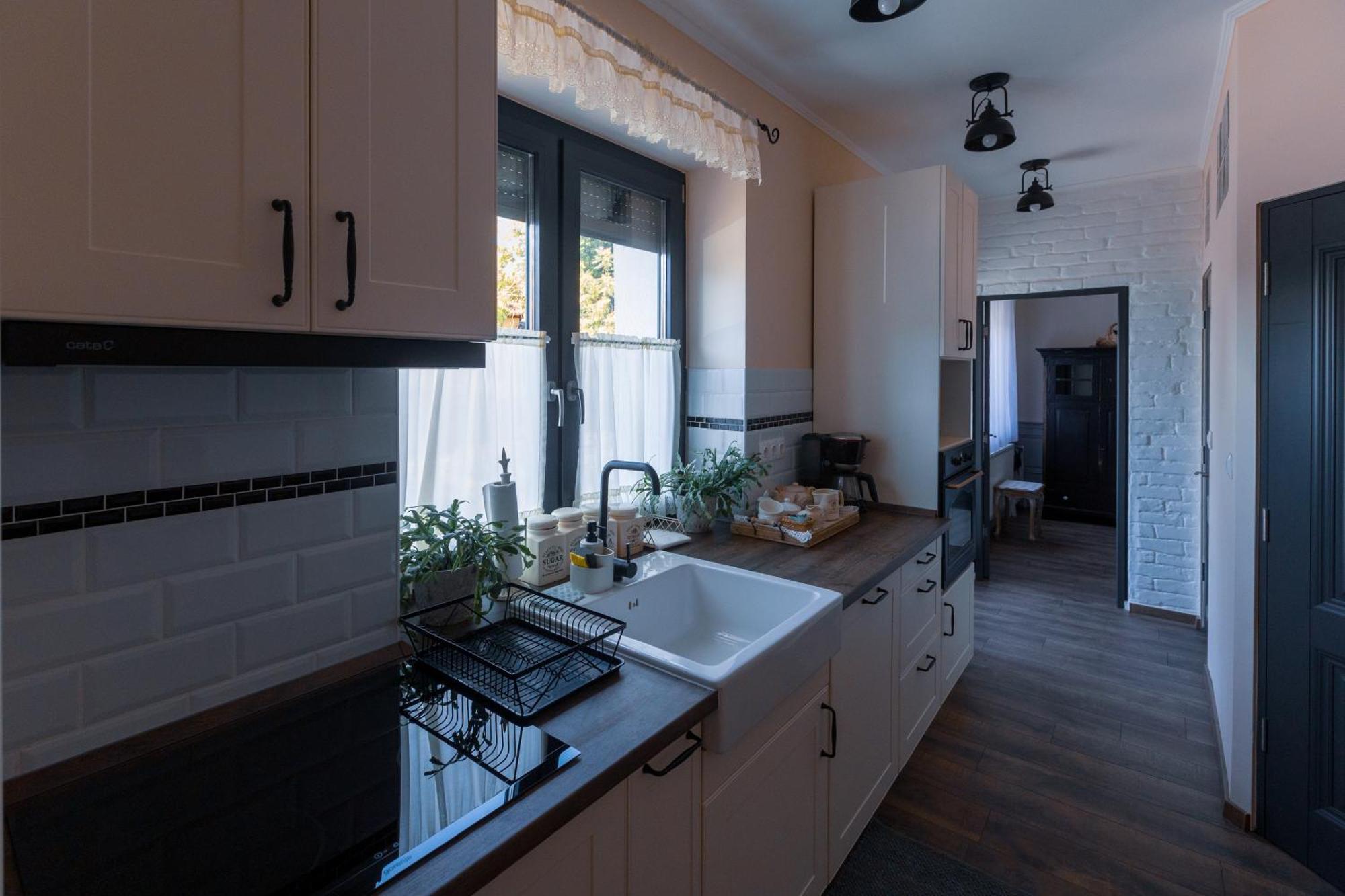 Bab-Lak Apartman Кишварда Экстерьер фото